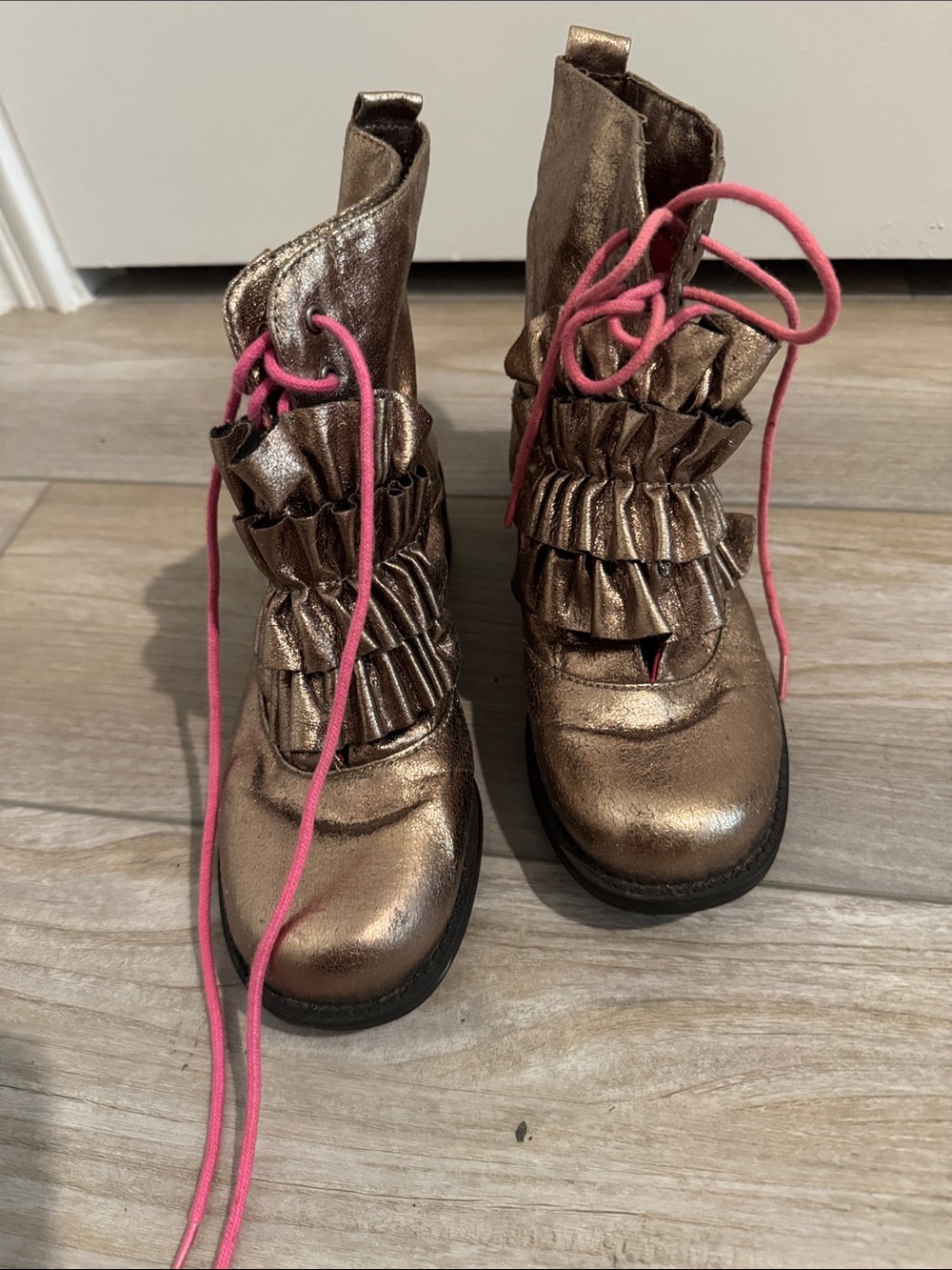 Metallic Bronze Ruffle Lace-Up Ankle Boots with Pink Laces 6.5
